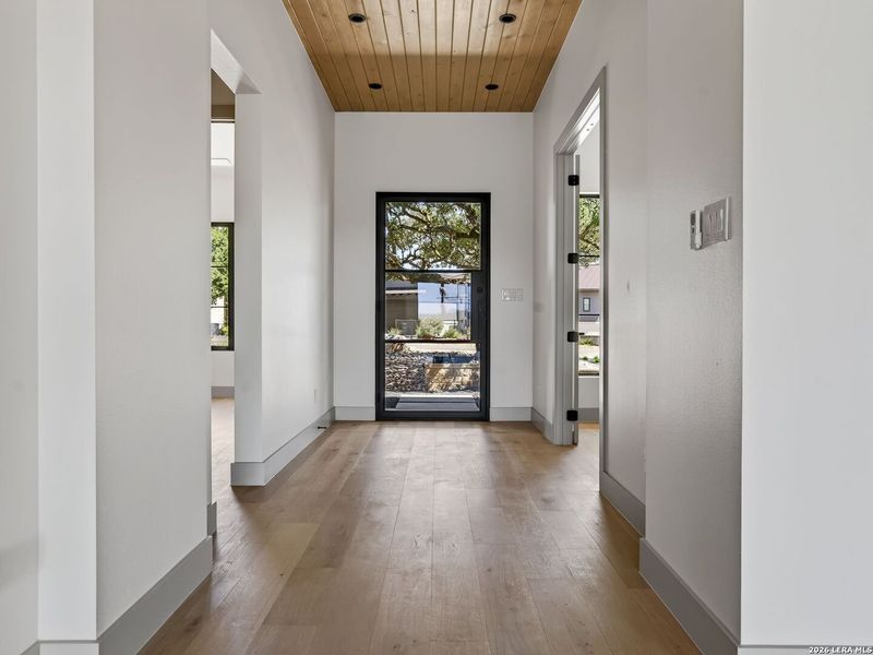 Spacious, unfurnished interior of a new home in , Boerne (Image 25).
