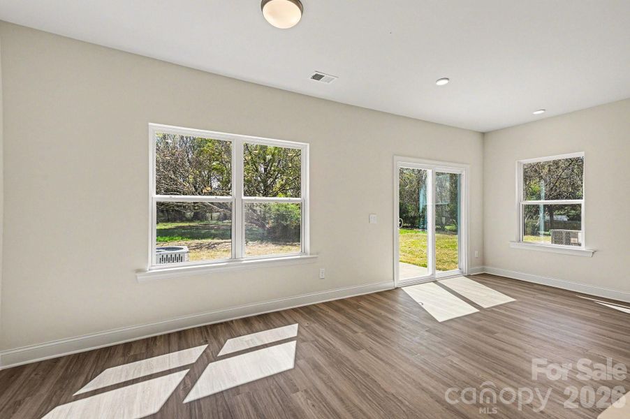 Spacious, unfurnished interior of a new home in , Mooresville (Image 17).