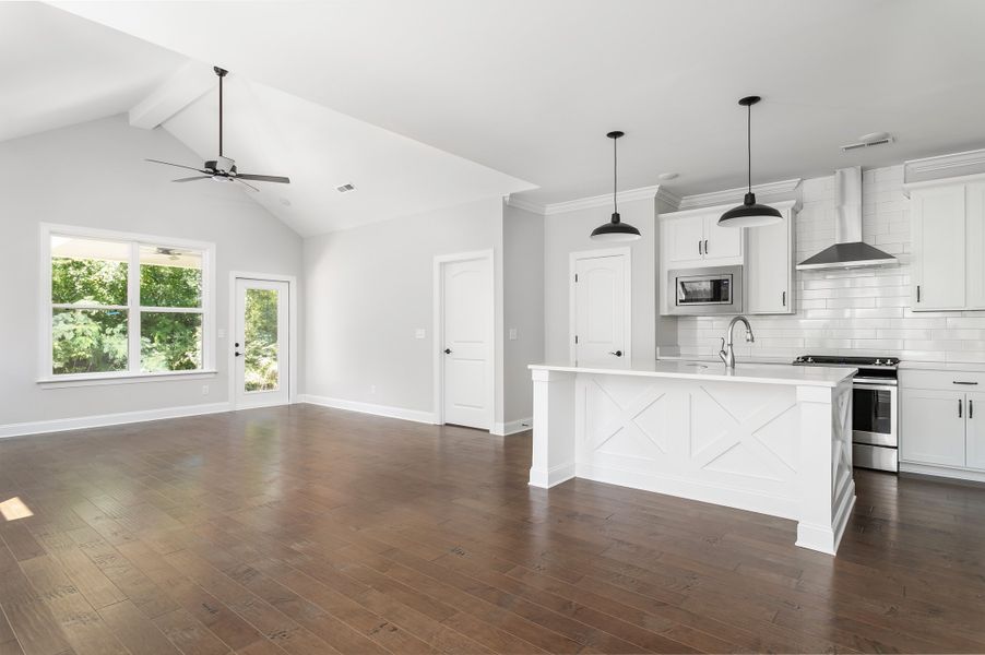 Representative unfurnished interior of a home built from the The Redwood Basement by Greentech Homes LLC in Timberlee, Ooltewah (Image 4).