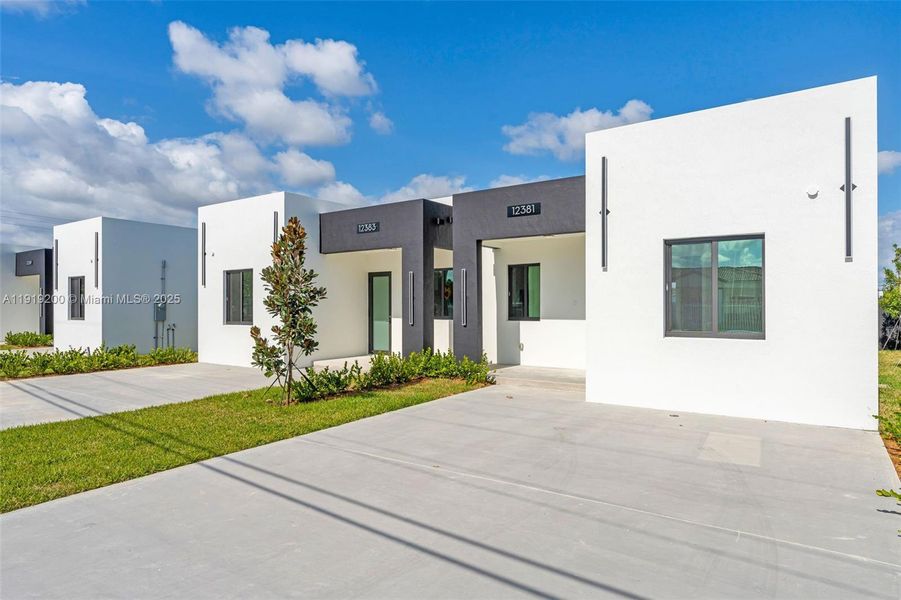 Exterior details and patio area of a home in , Miami (Image 2).