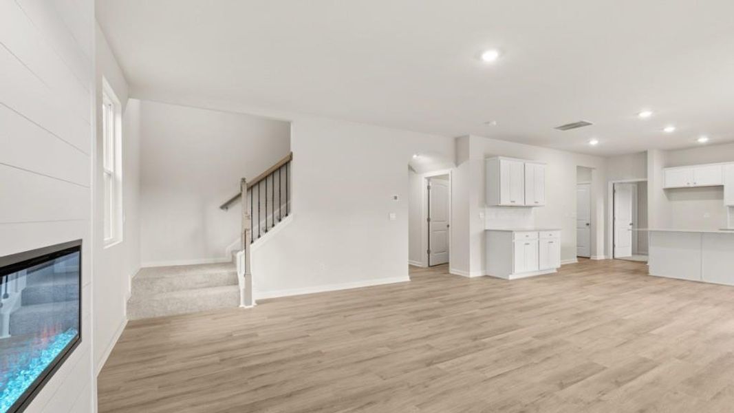 Spacious, unfurnished interior of a new home in , South Fulton (Image 23).