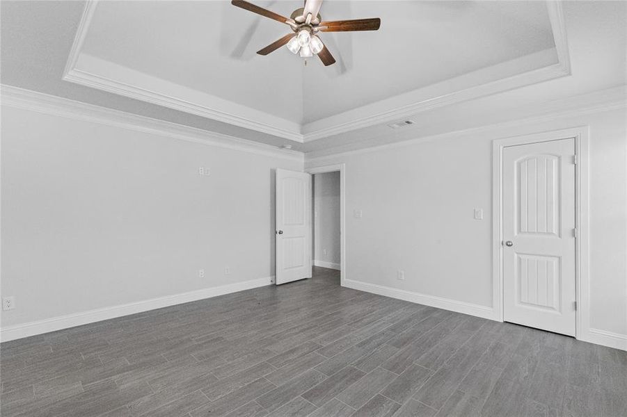 Spacious, unfurnished interior of a new home in , Springtown (Image 37).