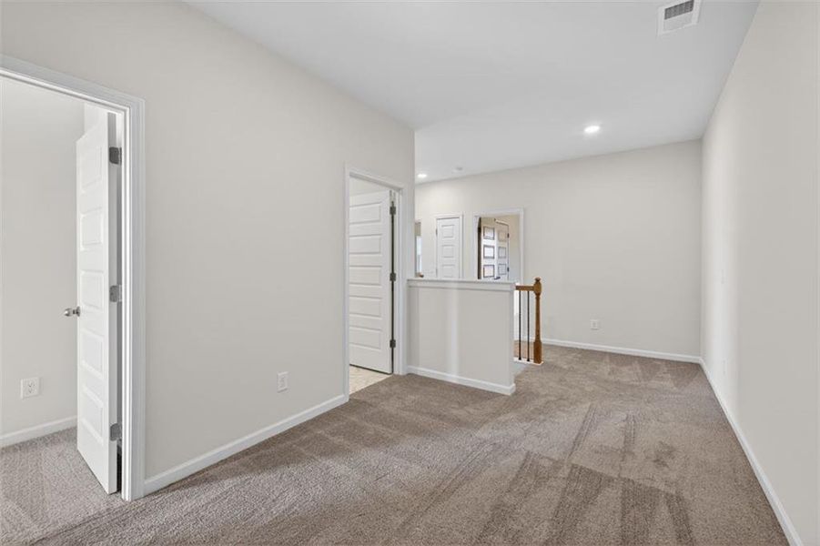 Spacious, unfurnished interior of a new home in Townes At The Stiles, Cartersville (Image 18).