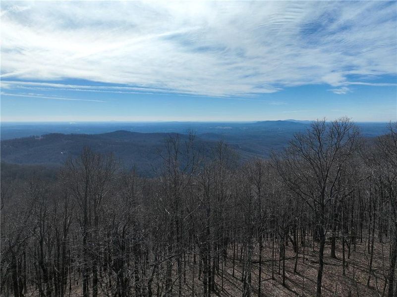 Image 42 of a home in .