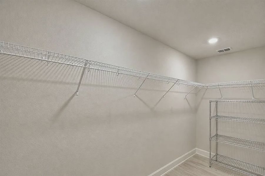 Spacious, unfurnished interior of a new home in Lake Juliana Estates, Auburndale (Image 22).