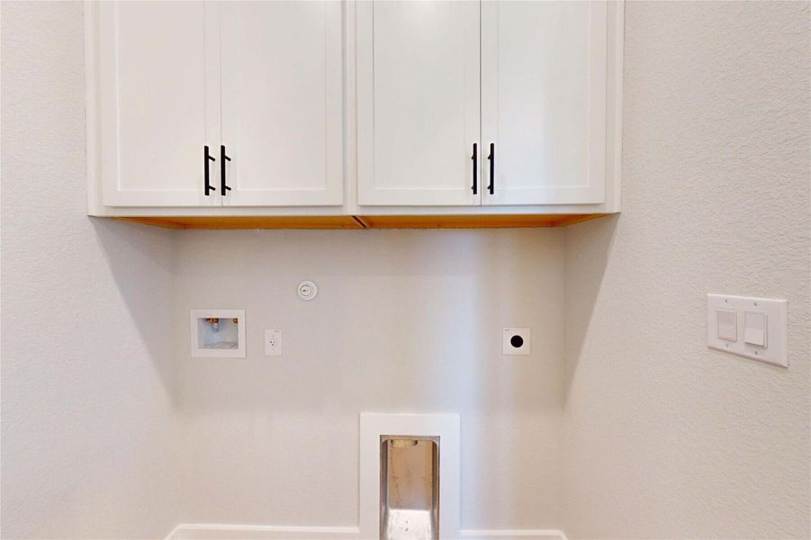 Close-up of interior finishes inside a home in Cedar Brook, Leander (Image 13).