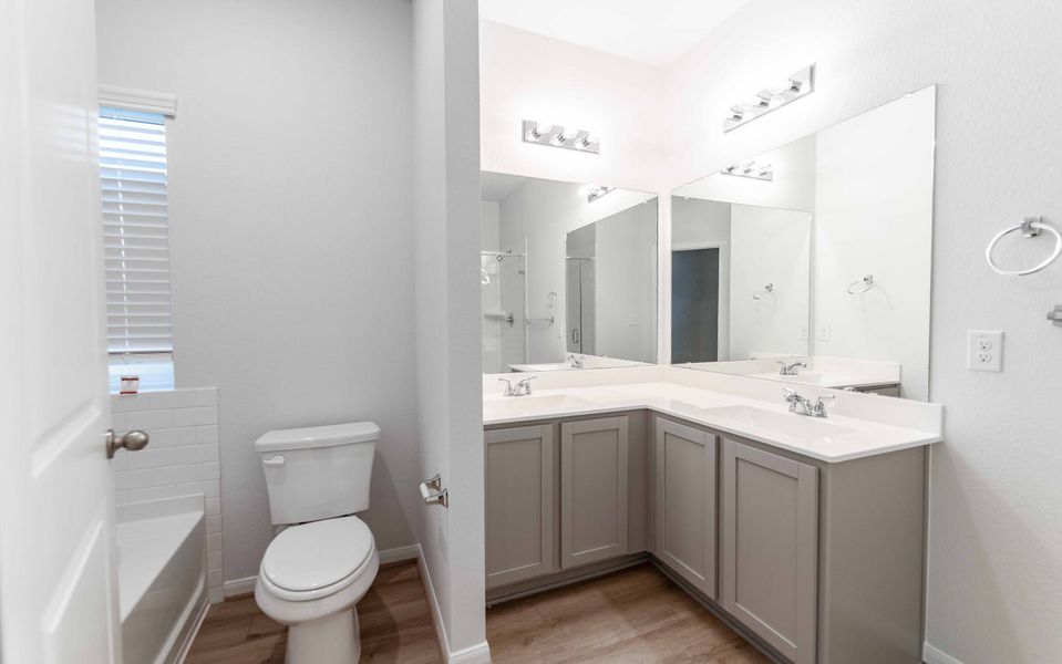 Furnished interior view inside a new home in Grande Estates, Bertram (Image 9).