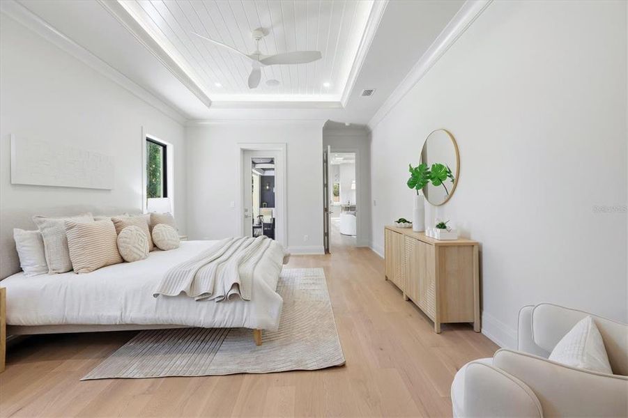 Furnished interior view inside a new home in , Sarasota (Image 14).