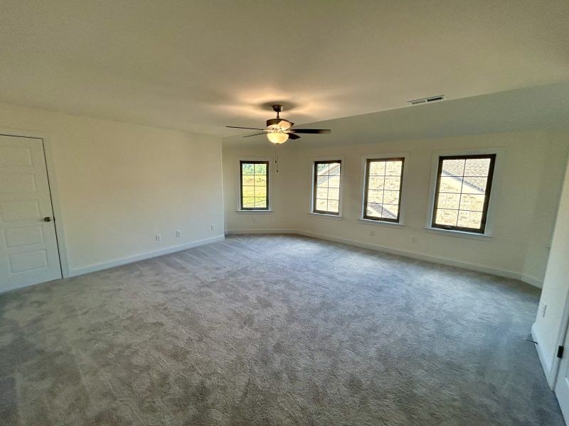 Spacious, unfurnished interior of a new home in Trellises, High Point (Image 22).