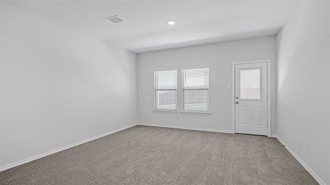 Spacious, unfurnished interior of a new home in Springhill South, Boyd (Image 24).