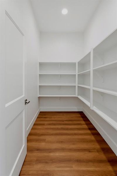 Spacious, unfurnished interior of a new home in , Lindale (Image 14).