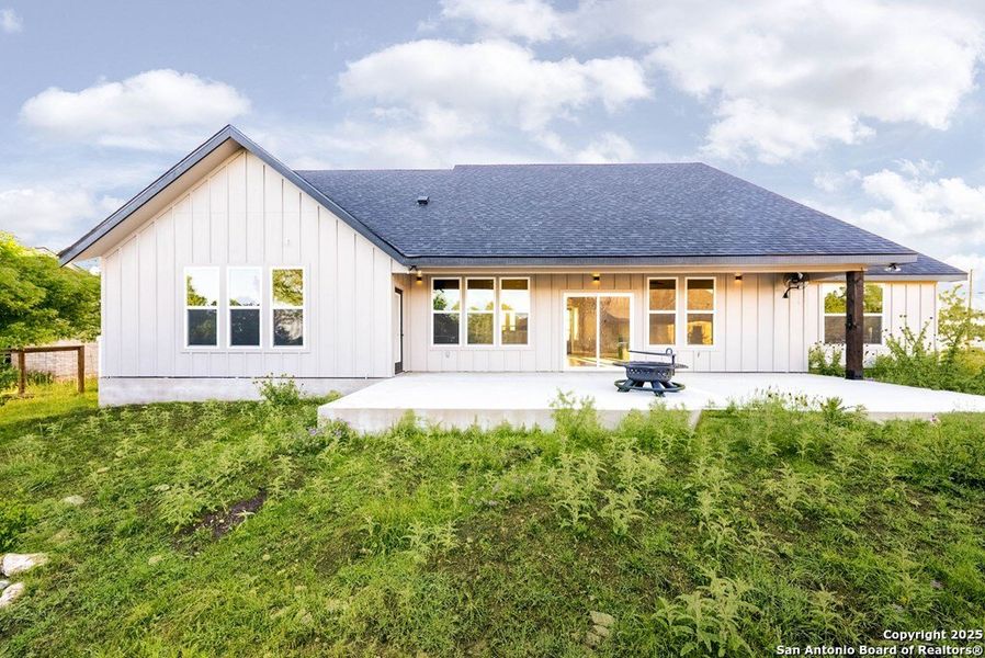 Front exterior of a new home in , Kerrville, TX, highlighting curb appeal (Image 1).