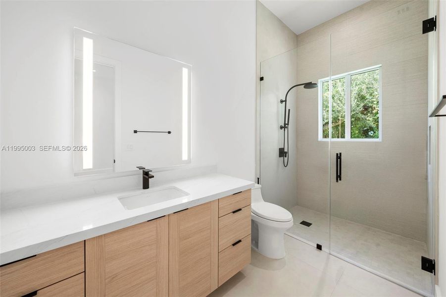 Furnished interior view inside a new home in , Pinecrest (Image 17).
