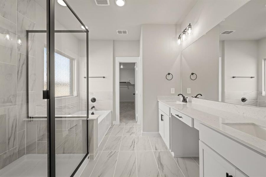 221 Whitetail-- Primary Suite-3