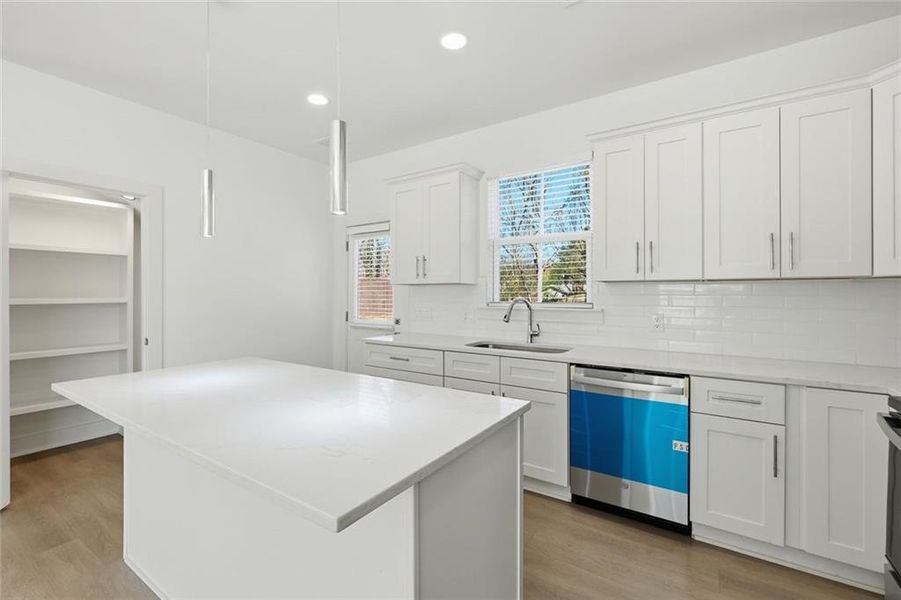 Furnished interior view inside a new home in , Alpharetta (Image 5).