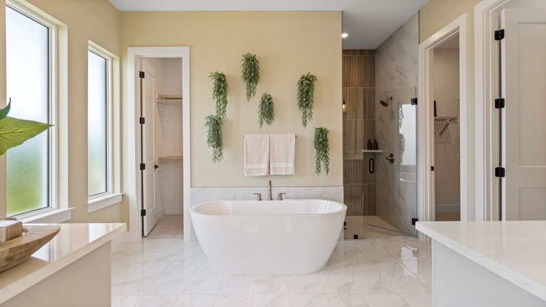 Representative furnished interior of a home built from the 2517F by Perry Homes in Mandarin Grove, Palmetto (Image 22).