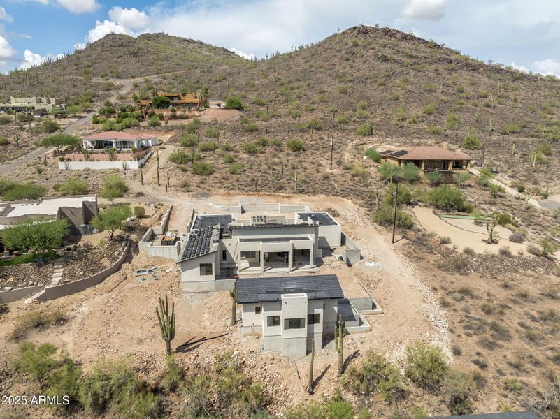 Mountain views to the West