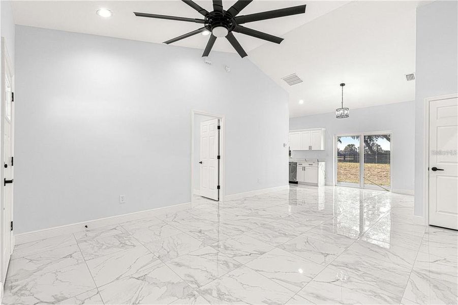 Spacious, unfurnished interior of a new home in , Summerfield (Image 25).
