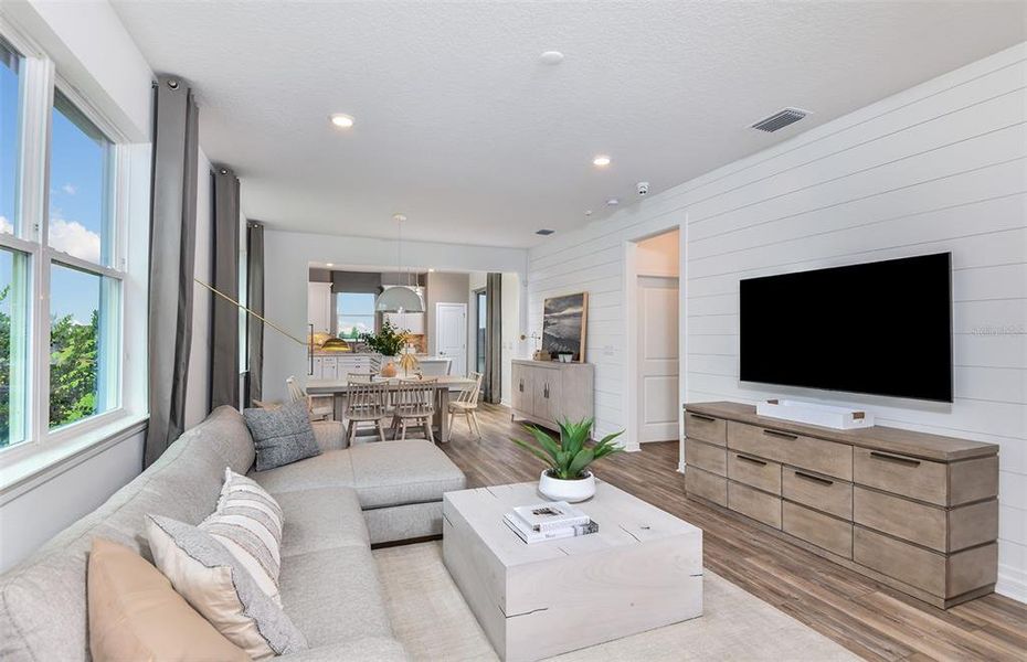 Furnished interior view inside a new home in Del Webb Minneola, Minneola (Image 14).