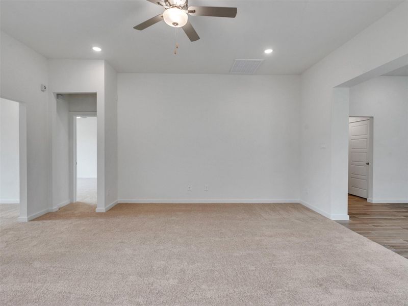 Spacious, unfurnished interior of a new home in , Angleton (Image 18). Spacious, unfurnished interior of a new home in , Angleton (Image 18).