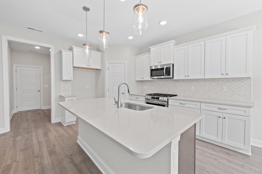 Representative furnished interior of a home built from the The Chandler by RobuckHomes in Baylee Ridge, Selma (Image 112).