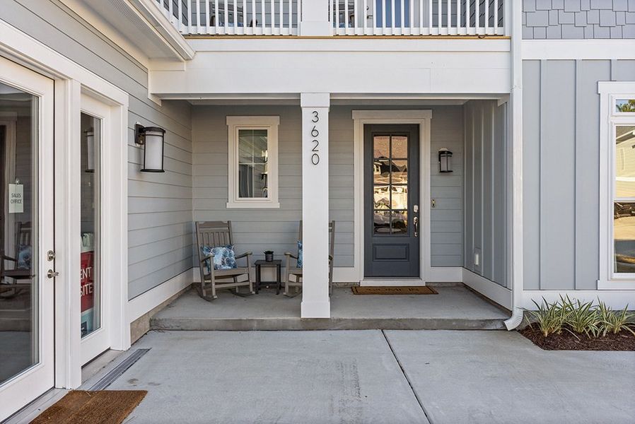 Representative exterior details of a home built from the The Emerson by RobuckHomes in Stonehedge, Leesville (Image 3).