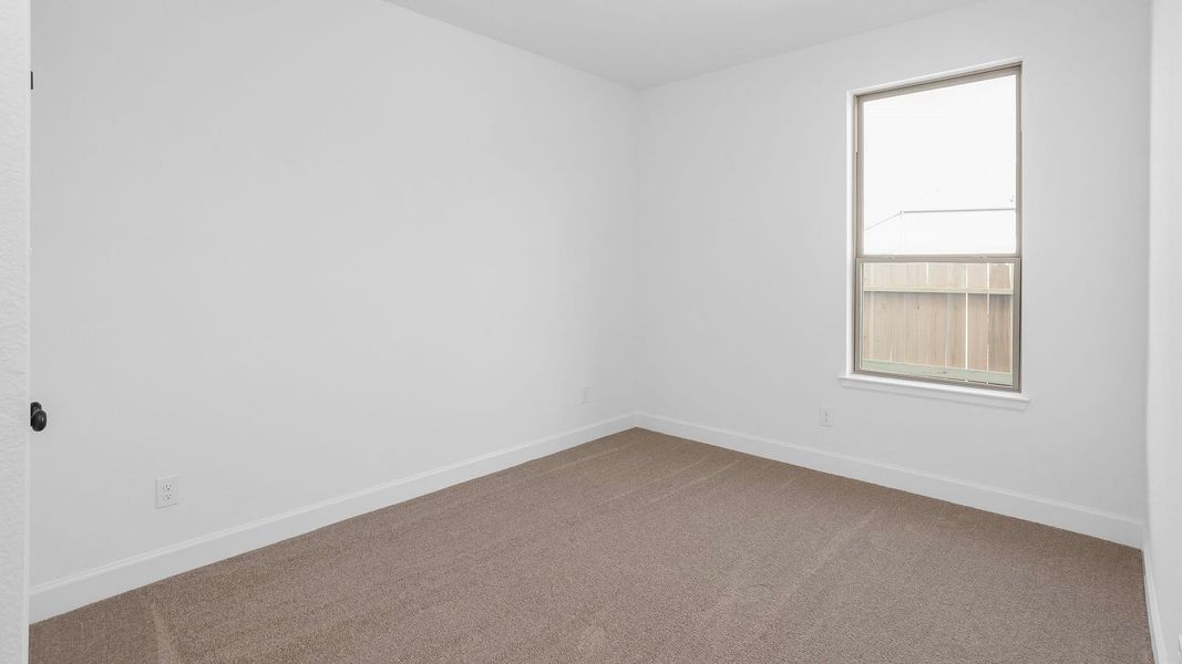 Spacious, unfurnished interior of a new home in Escondido 45', Magnolia (Image 15).