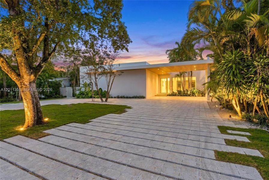 Image 9 of a home in .