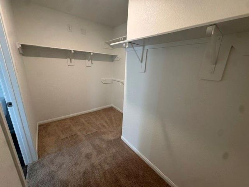 Spacious, unfurnished interior of a new home in Townsend Reserve, Splendora (Image 27).