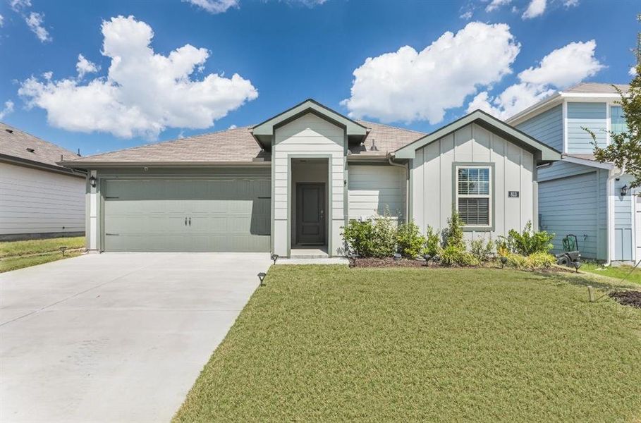 Exterior details and patio area of a home in , Princeton (Image 11).
