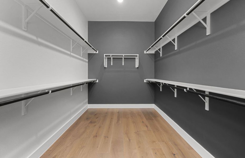 Representative unfurnished interior of a home built from the Renown by Del Webb in Del Webb Austin at Lost Pines, Bastrop (Image 23). Representative unfurnished interior of a home built from the Renown by Del Webb in Del Webb Austin at Lost Pines, Bastrop (Image 23).