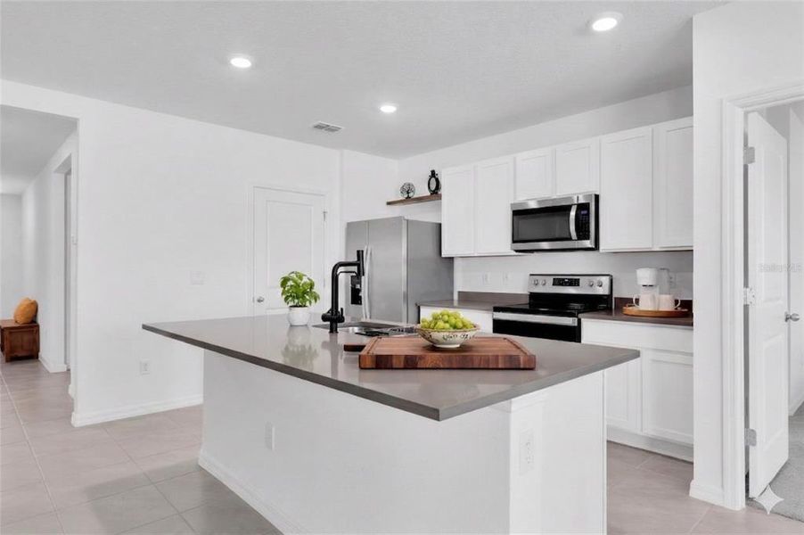 Furnished interior view inside a new home in , Wesley Chapel (Image 6).