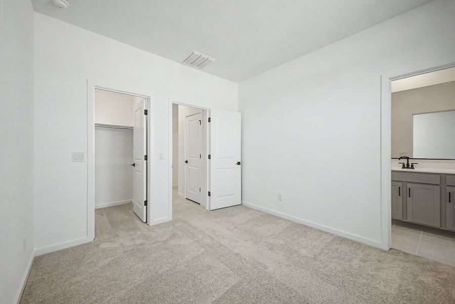 Spacious, unfurnished interior of a new home in Teravalis, Buckeye (Image 10). Spacious, unfurnished interior of a new home in Teravalis, Buckeye (Image 10).