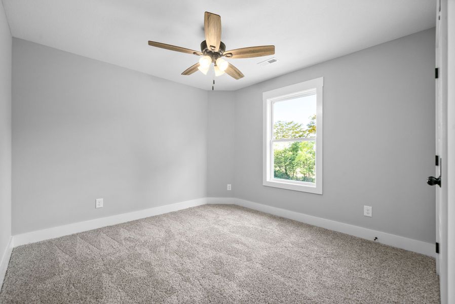 Representative unfurnished interior of a home built from the Noah by Rockwood Homes in New Hope Estates, Nashville (Image 17).