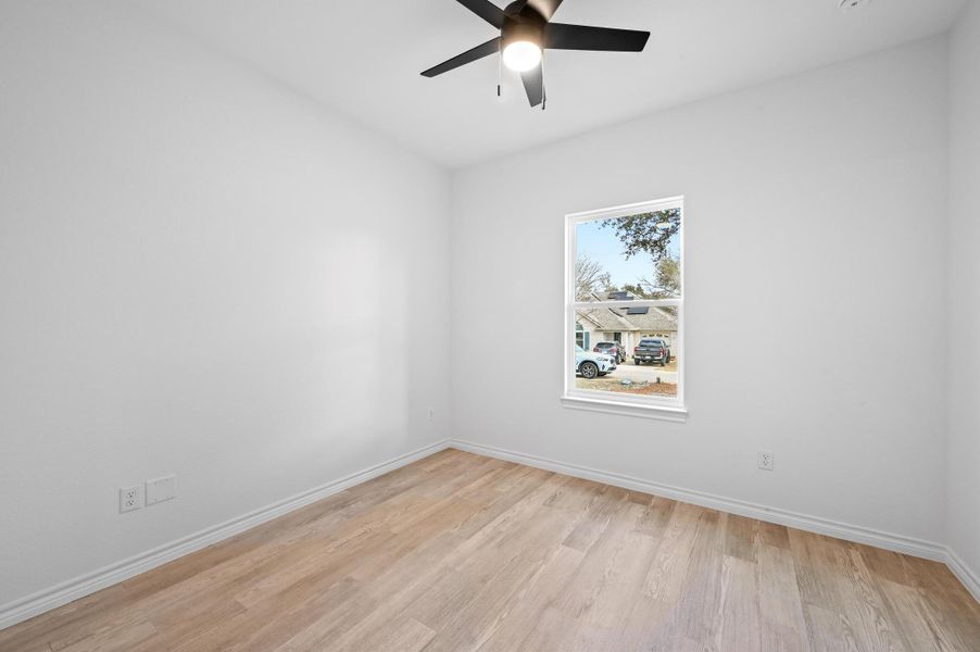 Spacious, unfurnished interior of a new home in , Wimberley (Image 26).