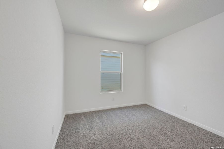 Spacious, unfurnished interior of a new home in Park Place, New Braunfels (Image 30).