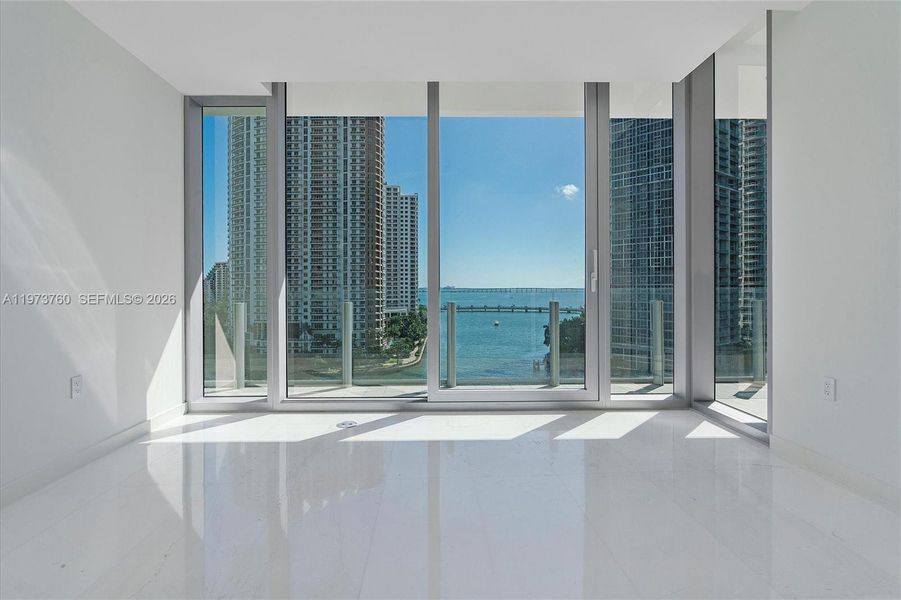 Condo located in Miami, FL showcasing its design and architecture (Image 39).