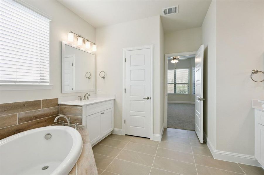 19-1354Chisos_019 19-1354Chisos_019