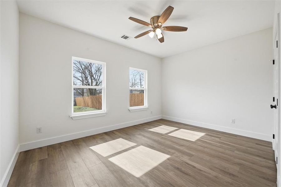 Spacious, unfurnished interior of a new home in , Fort Worth (Image 38).