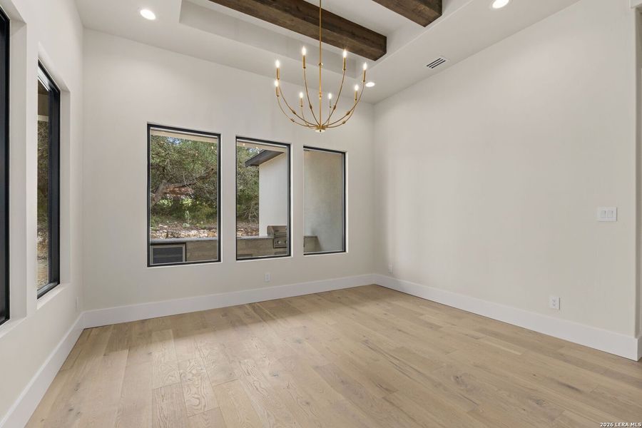 Spacious, unfurnished interior of a new home in , San Antonio (Image 25).