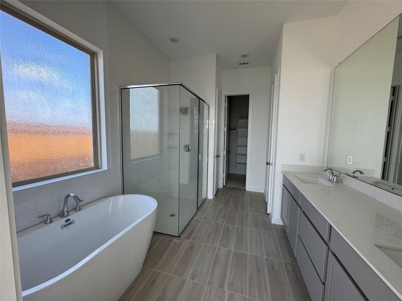 **Photos are a representation of the floor plan. This is not the actual homesite.** **Photos are a representation of the floor plan. This is not the actual homesite.**