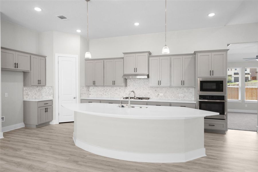REPRESENTATIVE OF FLOOR PLAN ONLY REPRESENTATIVE OF FLOOR PLAN ONLY