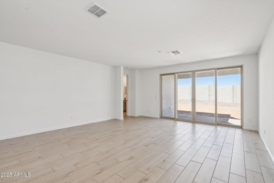 15-web-or-mls-W Bajada Rd-S0410-015 15-web-or-mls-W Bajada Rd-S0410-015