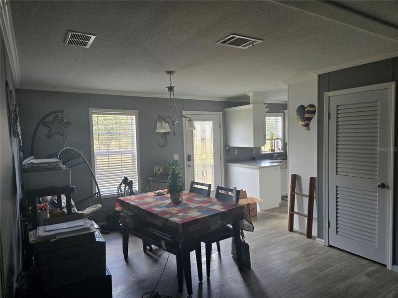 Furnished interior view inside a new home in , Arcadia (Image 11).