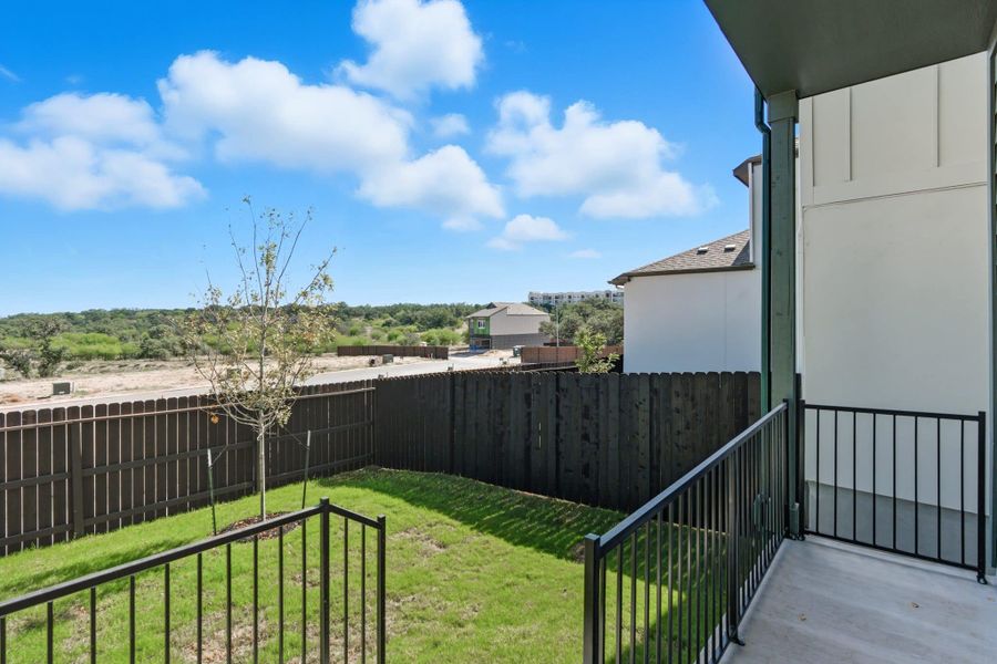 Exterior details and patio area of a home in Centero at Stone Oak, San Antonio (Image 21).
