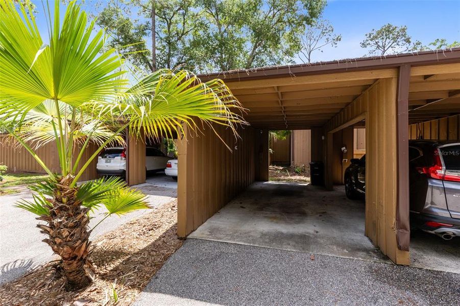 Exterior details and patio area of a home in , Longwood (Image 18).