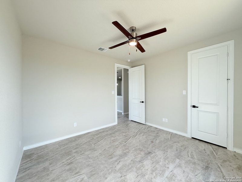 Spacious, unfurnished interior of a new home in , La Vernia (Image 15). Spacious, unfurnished interior of a new home in , La Vernia (Image 15).