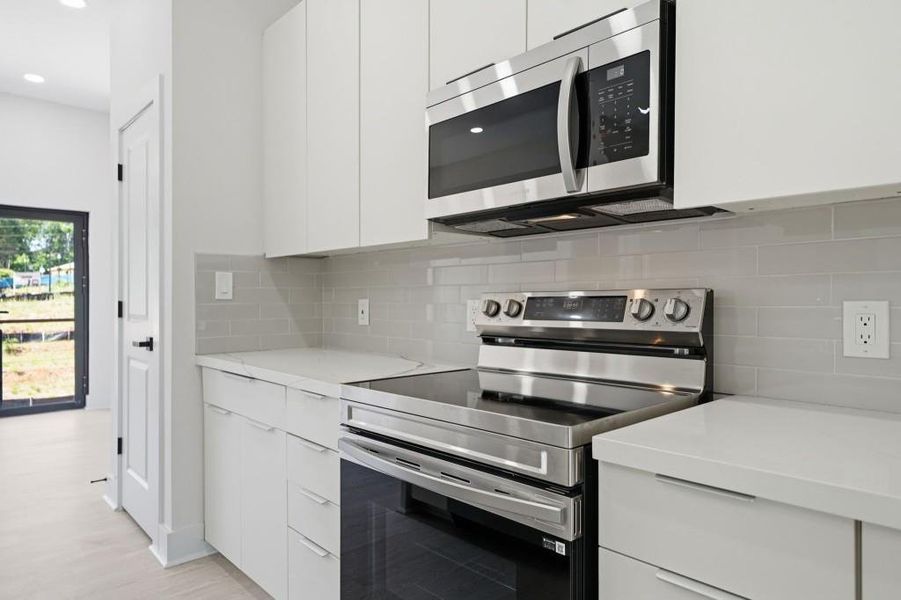 Furnished interior view inside a new home in , Decatur (Image 16).