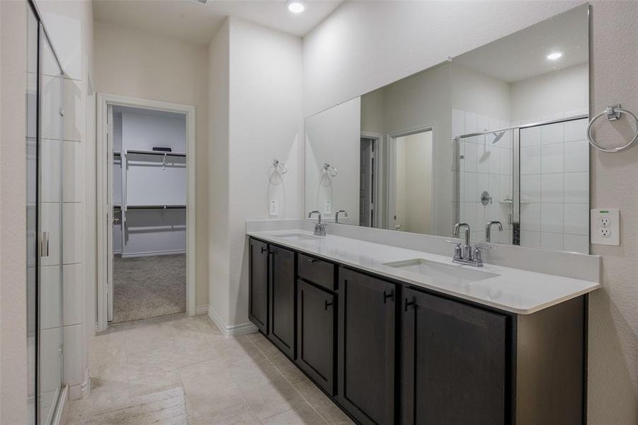 Furnished interior view inside a new home in Silverado, Aubrey (Image 16).