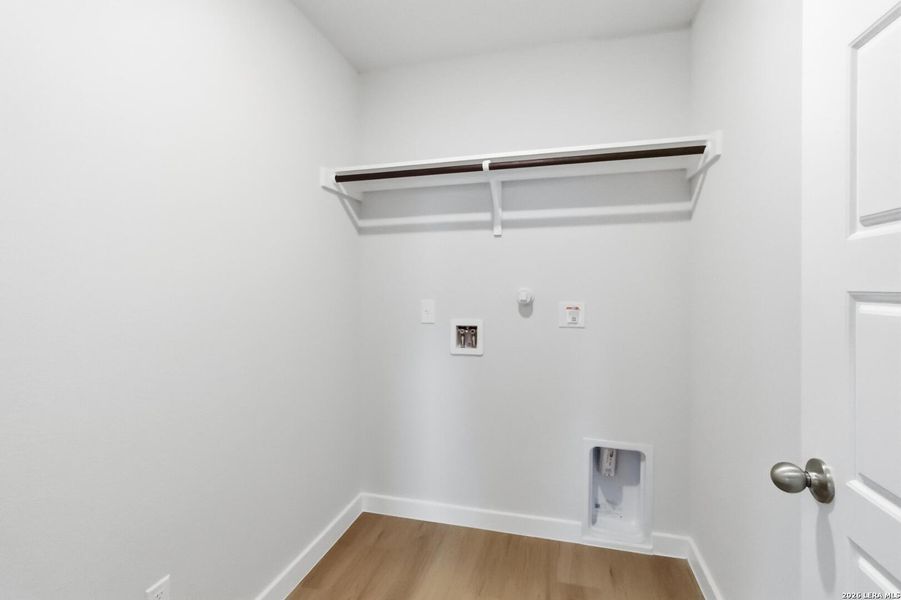 Spacious, unfurnished interior of a new home in Willow Point, San Antonio (Image 22).